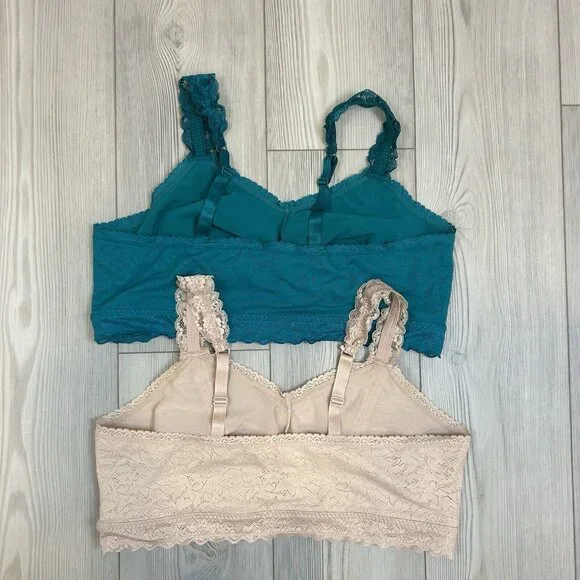 Lot Of 2 Torrid Size 2 2X Bralette Lace No Wire - Picture 4 of 11